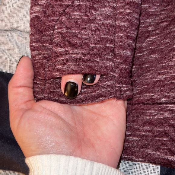 Michelle Mae heathered eggplant quilted quarter button medium - Picture 4 of 4